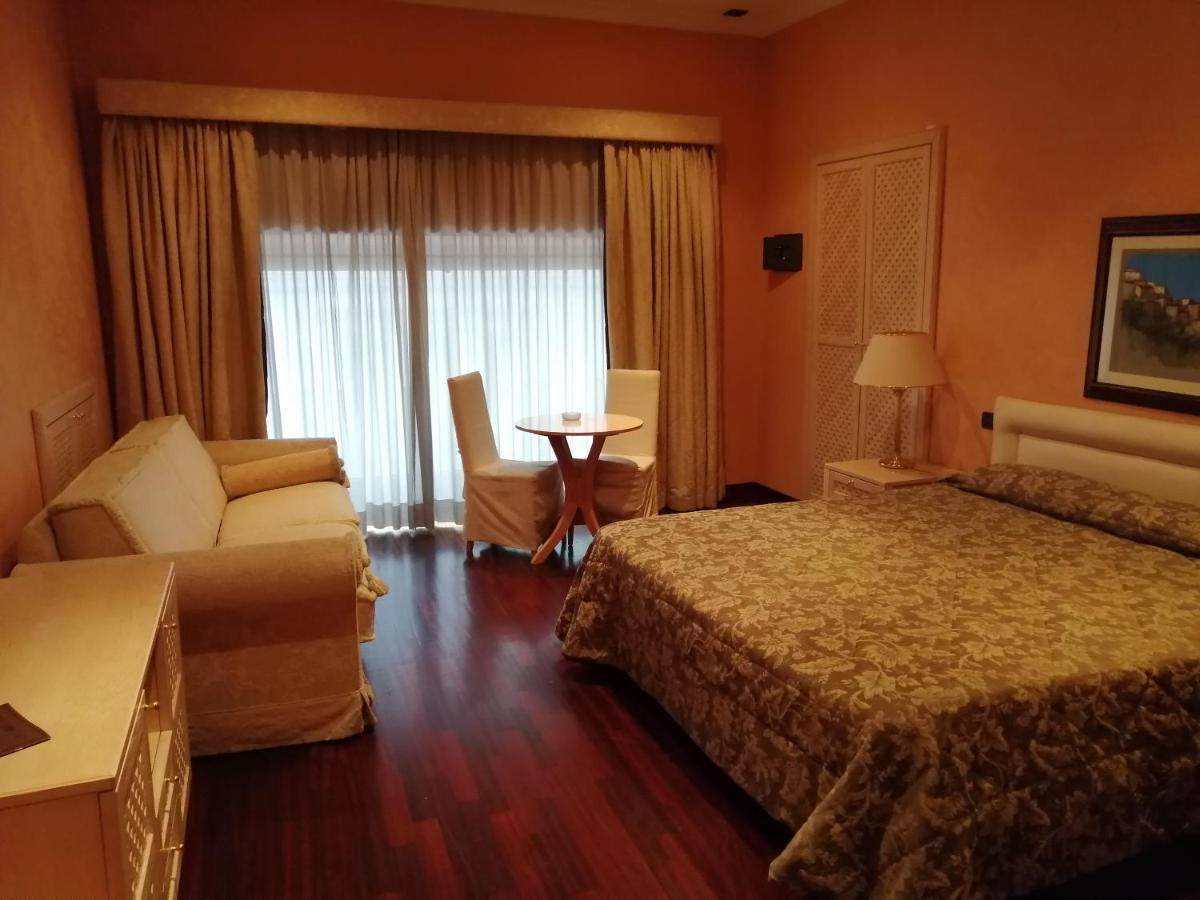 Colosseo Studio Suite Rom Exterior foto